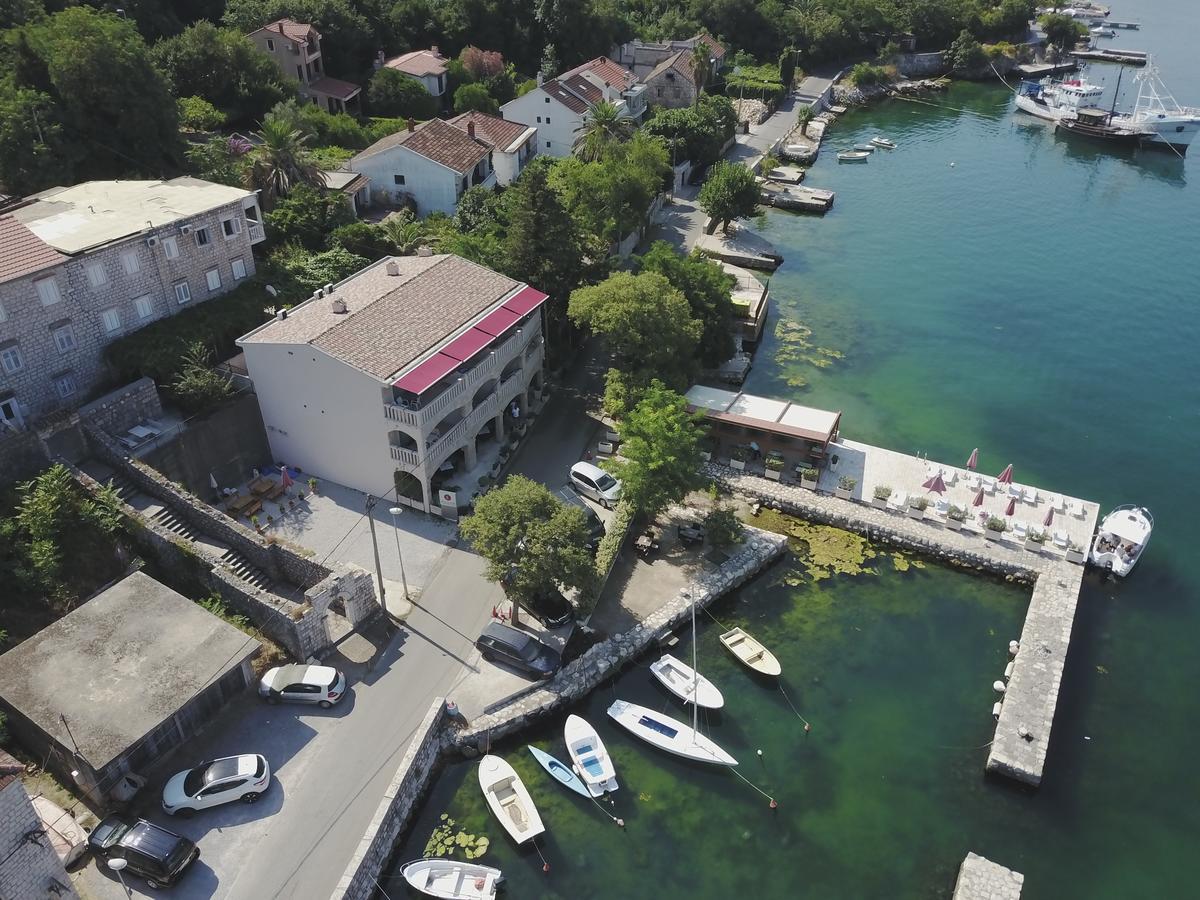 Apartments Bella Di Mare Dobrota Exterior photo